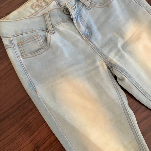 Light Blue Stretch Jeans - Picture 2 of 11